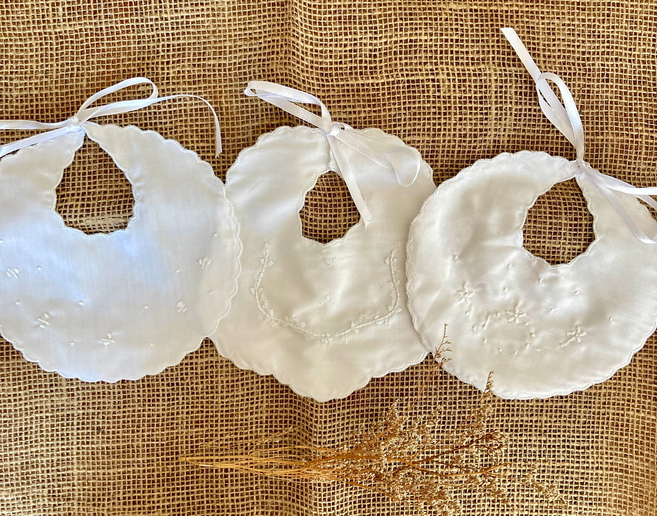 babero-ramitas-blanco - foto 3