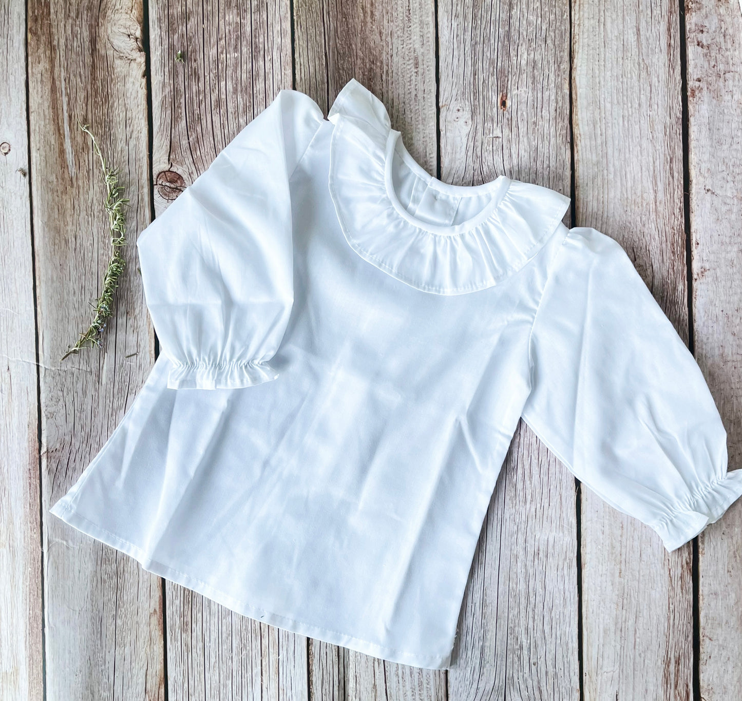 blusa-blanca-cuelloblusa-payaso - foto 3